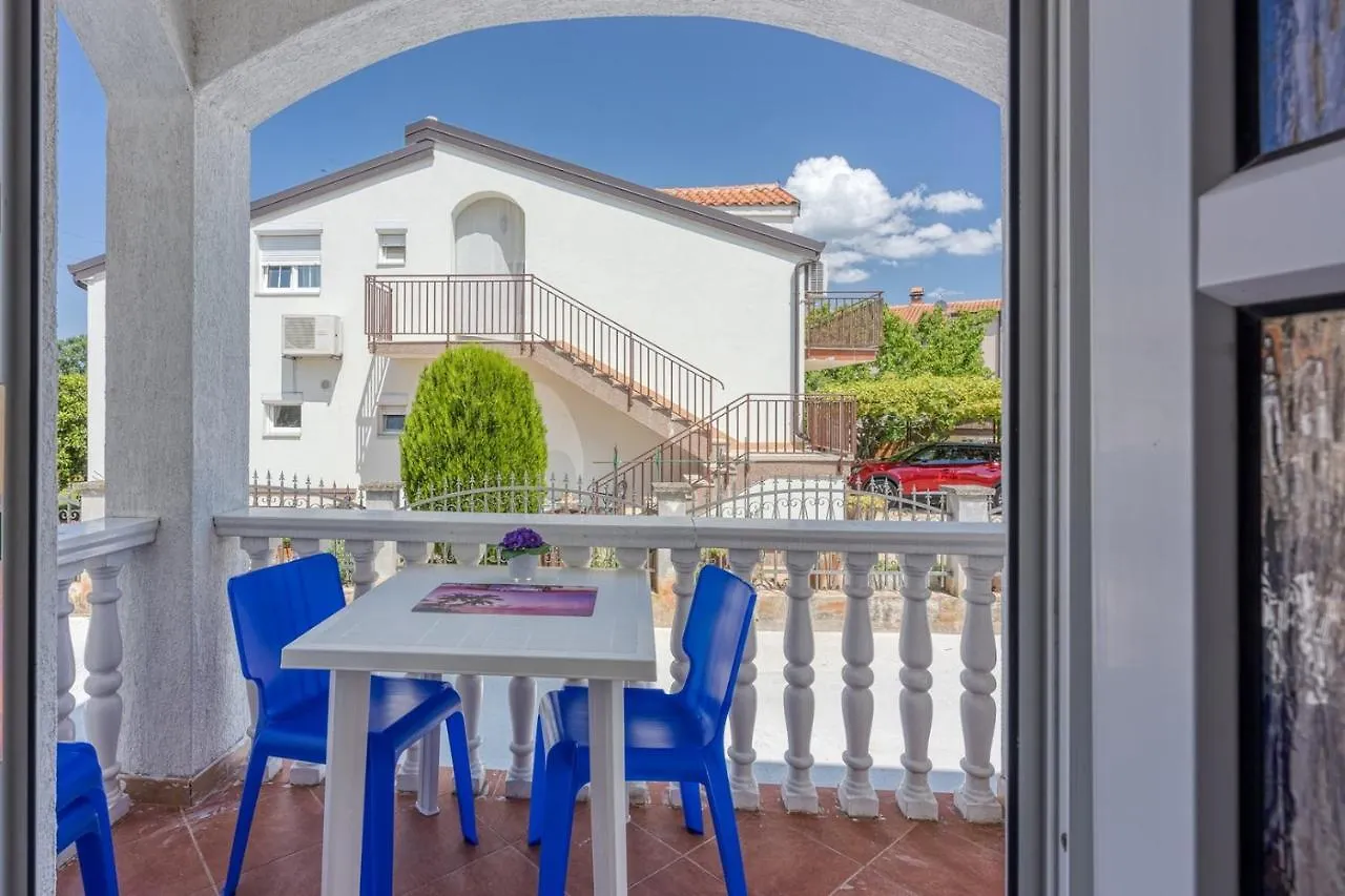 Guest house Marinka Porec Nova Vas